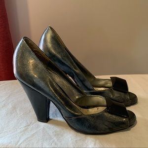 Size 6 gunmetal gray metallic open toe heels